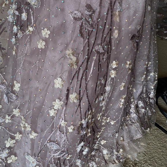 Mac Duggal EMBELLISHED ILLUSION LONG SLEEVE A LINE GOWN. Style# 20402 Lavender - Picture 10 of 14